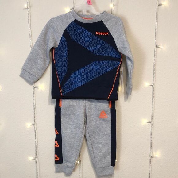 SOLD NWT Reebok 2 Piece Sweatsuit SIZE 18 Months - Picture 1 of 8